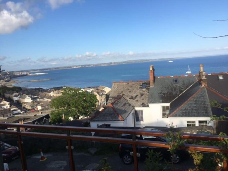Modern Studio Apartment With Outstanding Views, Sleeps 2 Newlyn Bagian luar foto