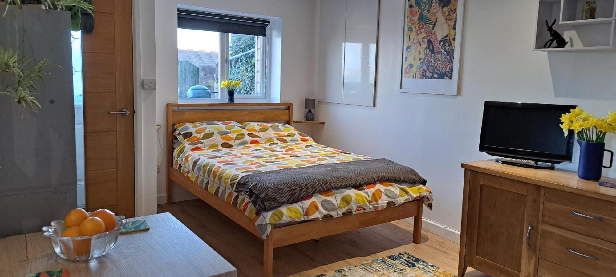 Modern Studio Apartment With Outstanding Views, Sleeps 2 Newlyn Bagian luar foto