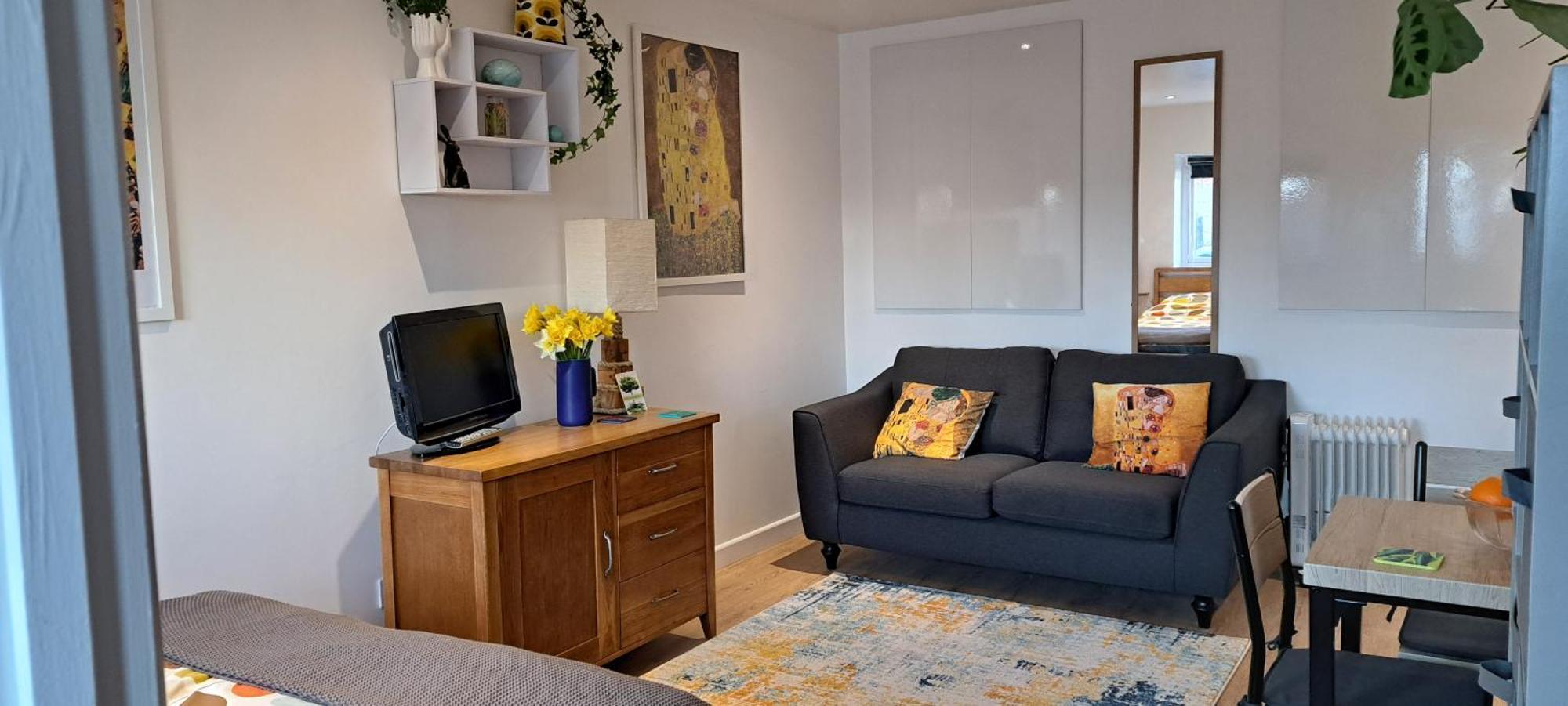 Modern Studio Apartment With Outstanding Views, Sleeps 2 Newlyn Bagian luar foto